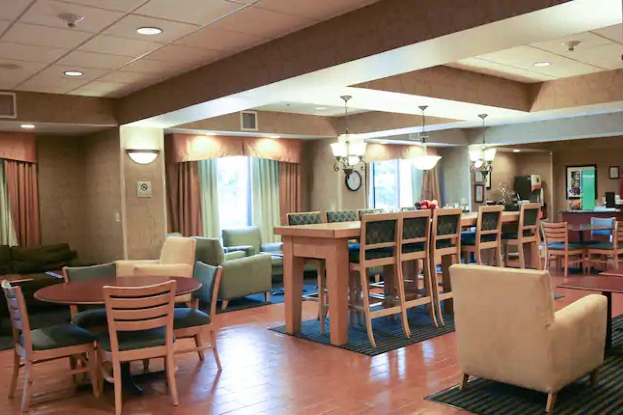 Hampton Inn Morehead Buitenkant foto